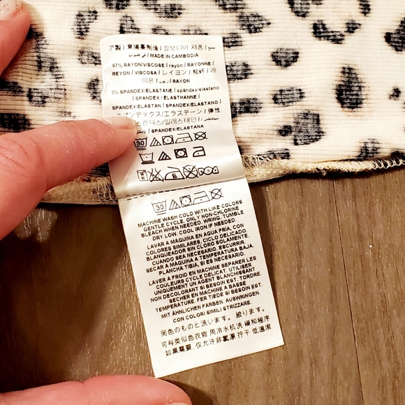 GUESS Leppard Minidress - Picture 12 of 13